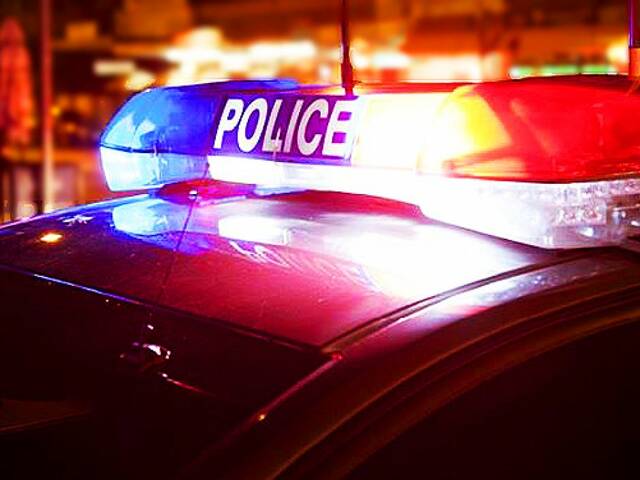 , 202403130442638 web1 policelightbar 3