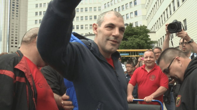 Click to play video: Gino Odjick died with chronic traumatic encephalopathy